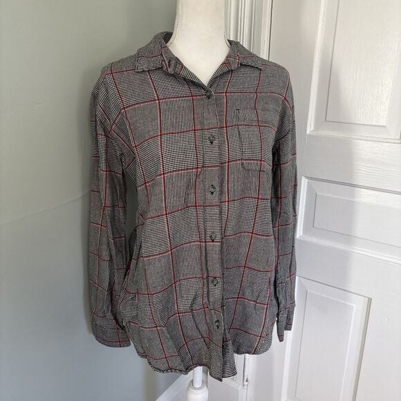 Eddie Bauer Tops - Eddie Bauer Button Up Flannel Shirt Women's Size Medium Plaid Black Red